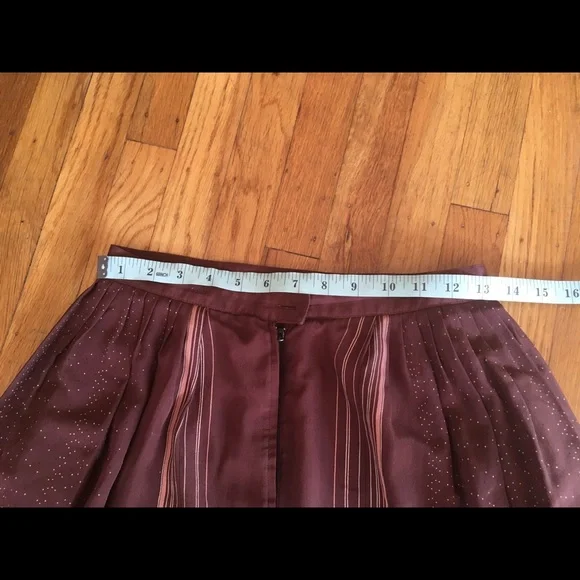 Vintage brown silk midi skirt with beautiful print - Picture 4 of 5